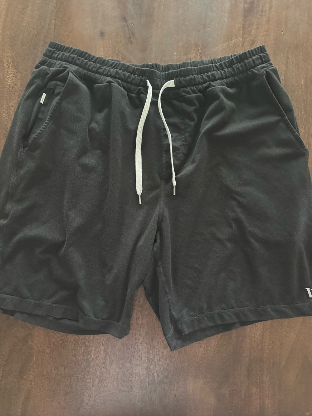Vuori Men's Heathered Black Drawstring Athletic Shorts
